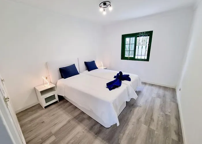 Apartamento Playa Bastian First Line Of The Sea *